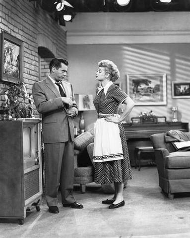 i love lucy logo. i love lucy set in color.